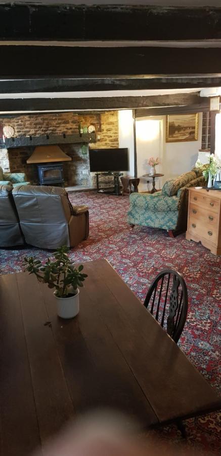 The Old Sun Private Cottage Frome Bagian luar foto