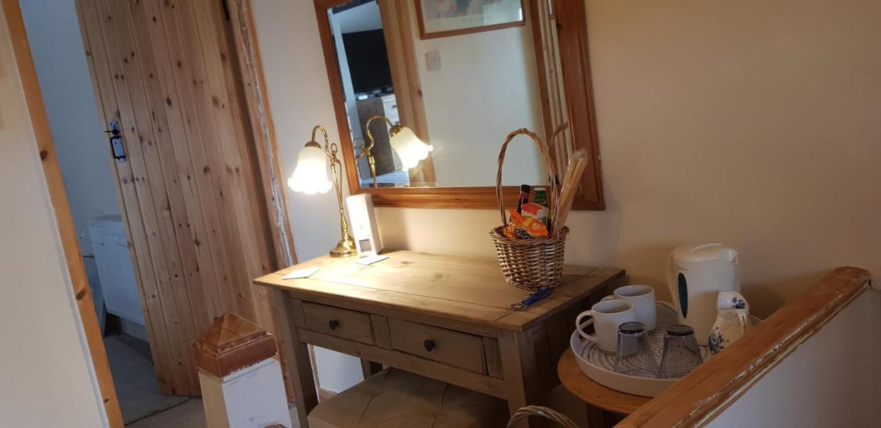 The Old Sun Private Cottage Frome Bagian luar foto